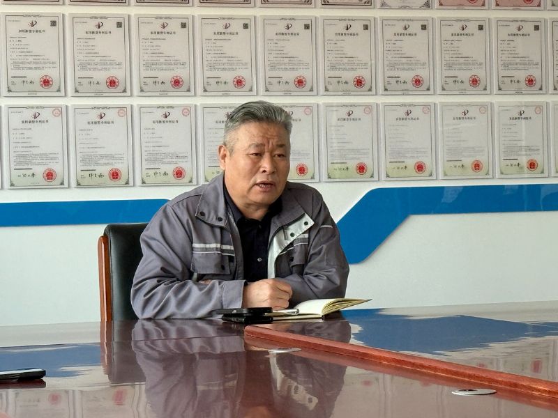 米兰官方网站-米兰(中国)4月安全生产会议——严守安全底线 筑牢质量根基